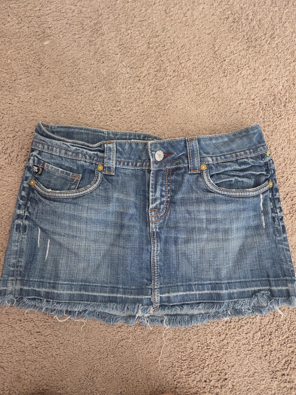 MEK Vintage malibueWomen's Denim Jeans with Decorative Back Pockets